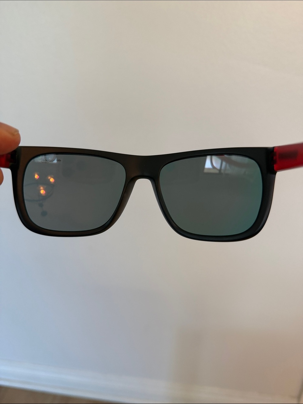 Arnette Red Temple Tip Sunglasses - Picture 5 of 8